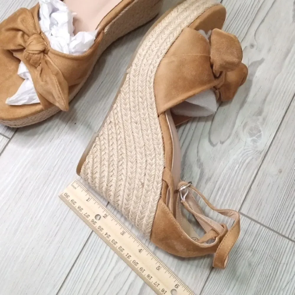 (32-3526)  Rilista Womens Wedge Platform Bowknot Sandals Sz 9.5